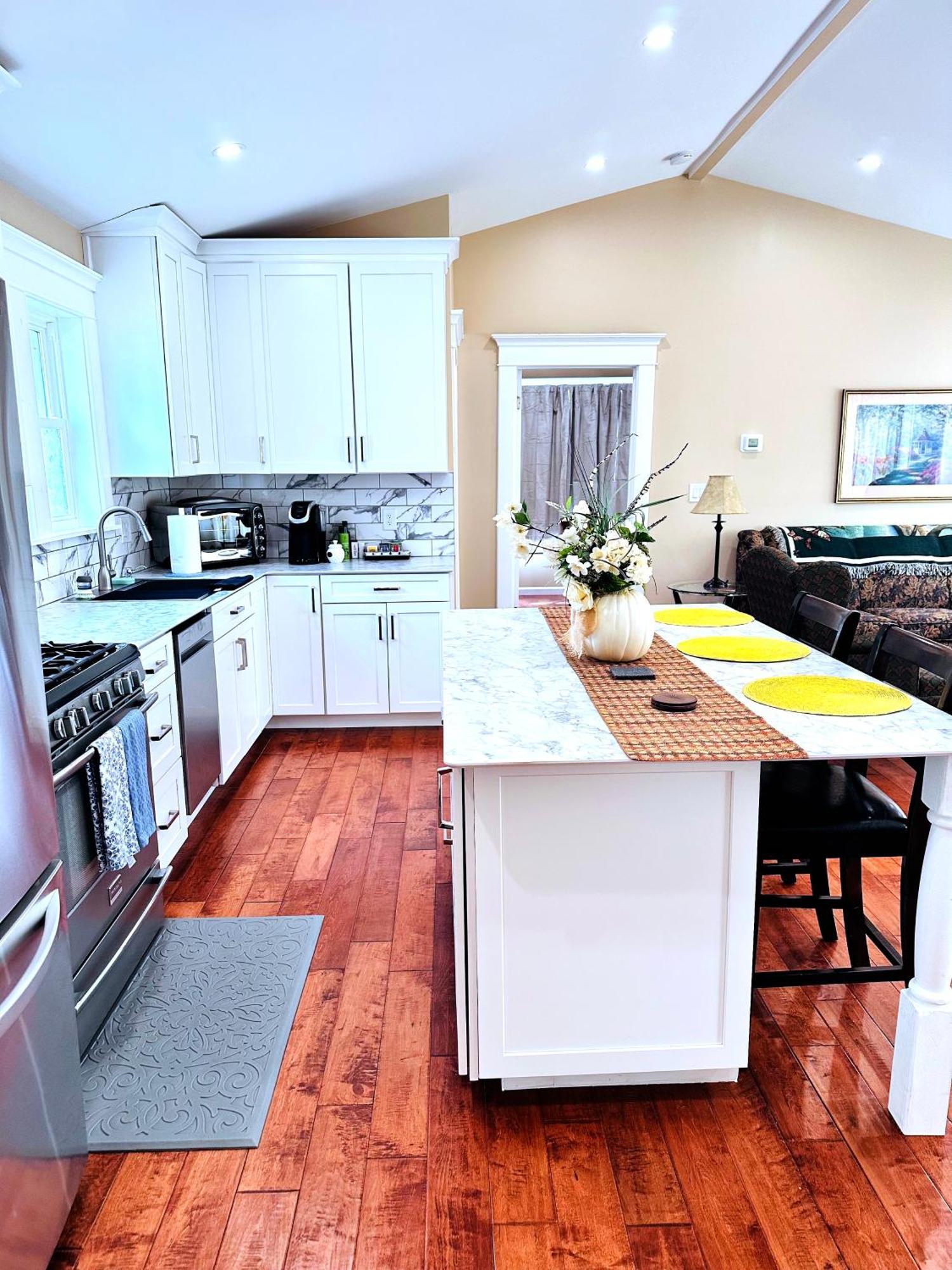 Delightful Dwelling Apartment Buffalo Exterior photo